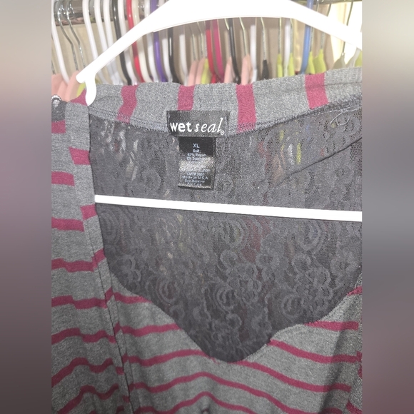 💋5/20 Wet seal striped cardigan XL - Picture 2 of 3